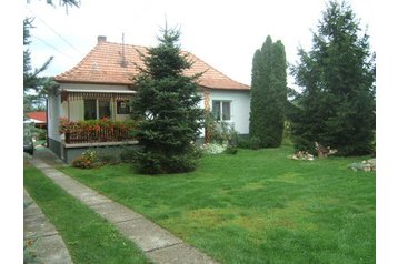 Hungary Privát Mikófalva, Exterior